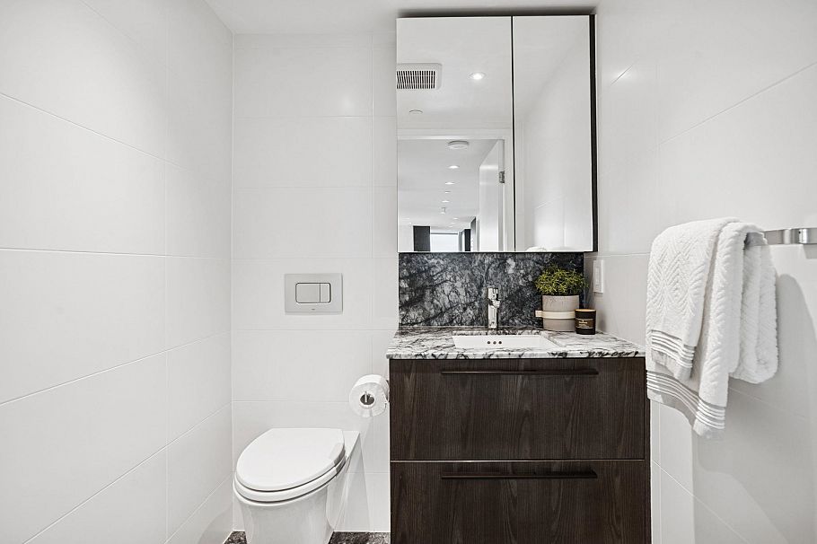 3306 1111 Richards Street Vancouver, BC - 12