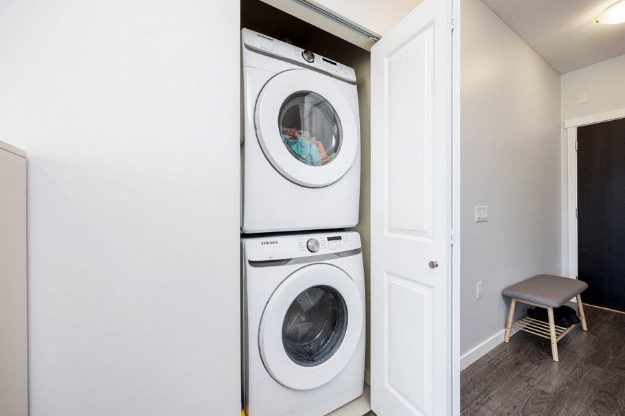 301 2665 Mountain Highway North Vancouver, BC - 22