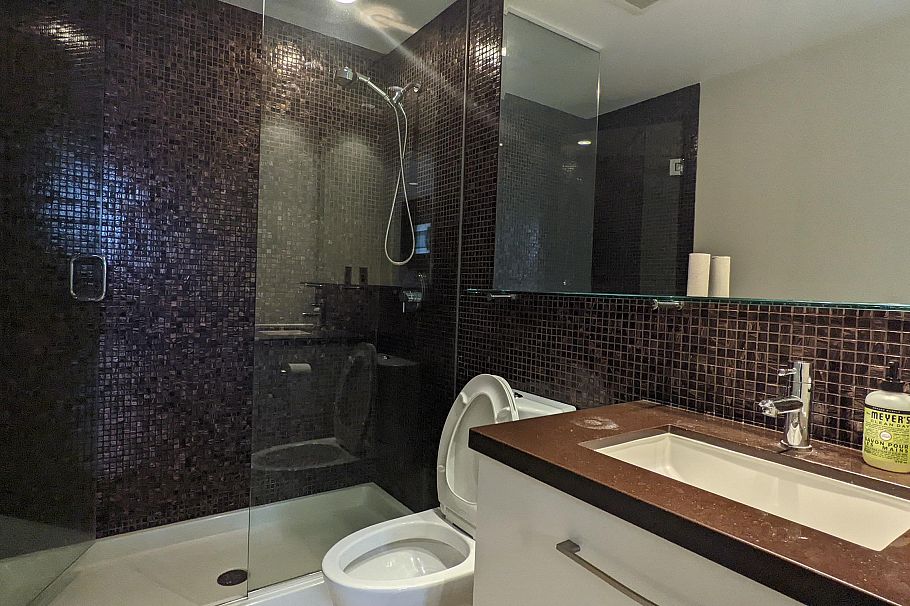 906 833 Homer Street Vancouver, BC - 11