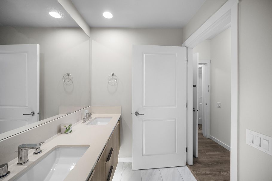 214 3289 Riverwalk Avenue Vancouver, BC - 17