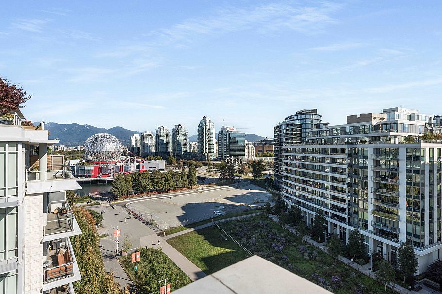 1004 1661 Ontario Street Vancouver, BC - 29