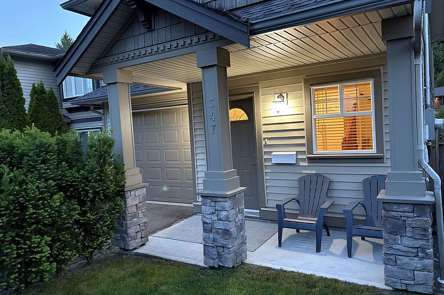 347 Seymour River Place North Vancouver, BC - 2