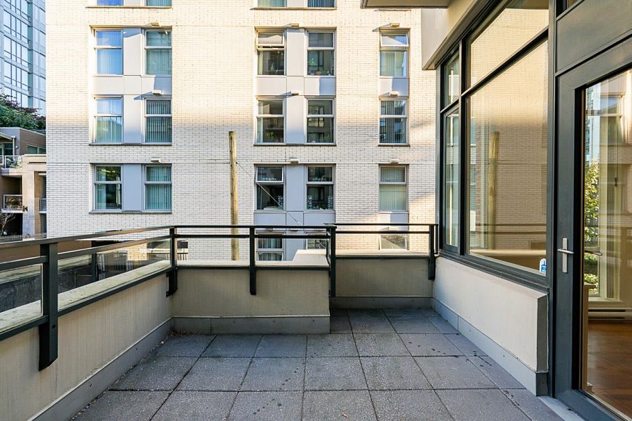 555 Helmcken Street Vancouver, BC - 27