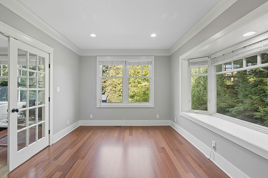 1350 W 15th Avenue Vancouver, BC - 11