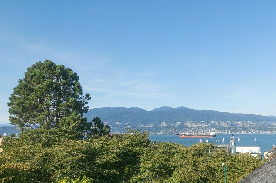 3262 W 1st Avenue Vancouver, BC - 24