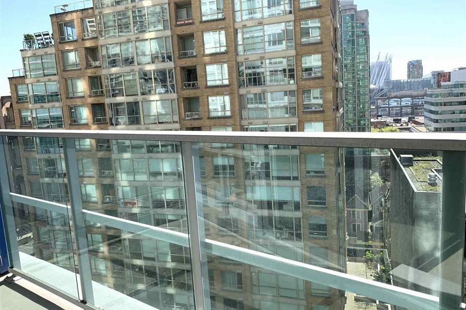 906 833 Homer Street Vancouver, BC - 12