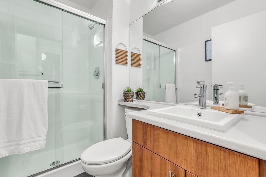 119 1633 Mackay Avenue North Vancouver, BC - 15