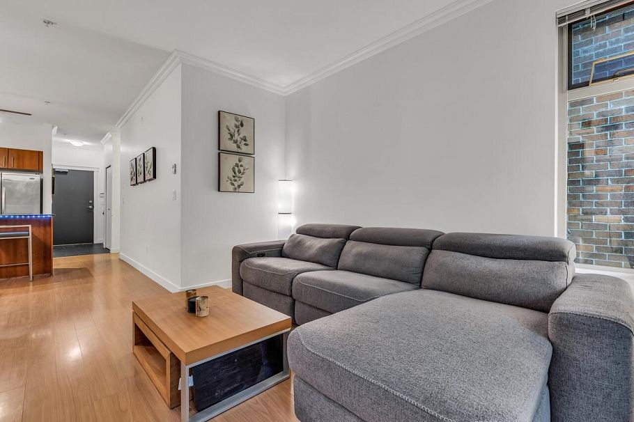 119 1633 Mackay Avenue North Vancouver, BC - 9