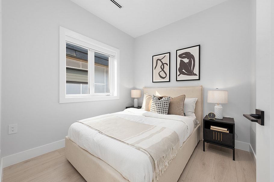 1 2741 Mcgill Street Vancouver, BC - 19