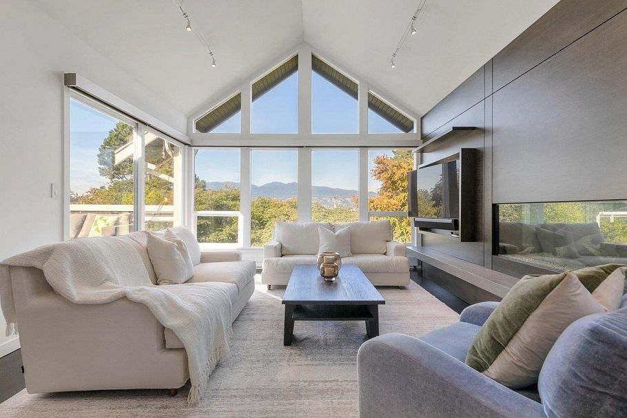 3262 W 1st Avenue Vancouver, BC - 5