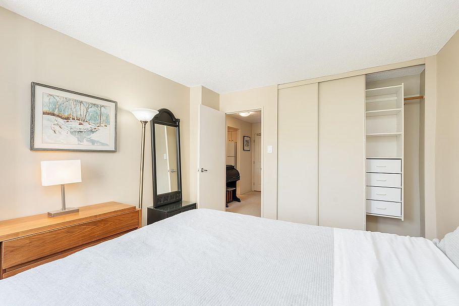 905 2004 Fullerton Avenue North Vancouver, BC - 11