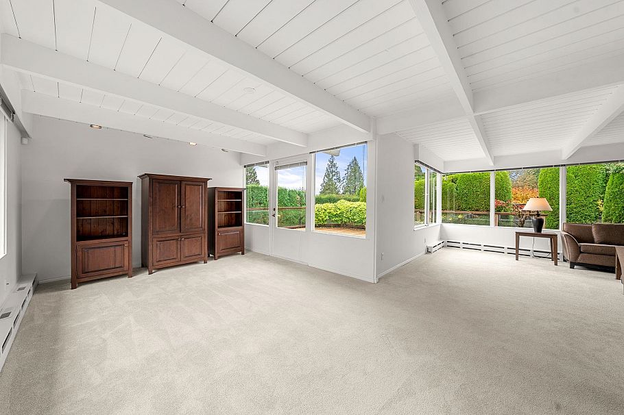 749 Winona Avenue North Vancouver, BC - 8