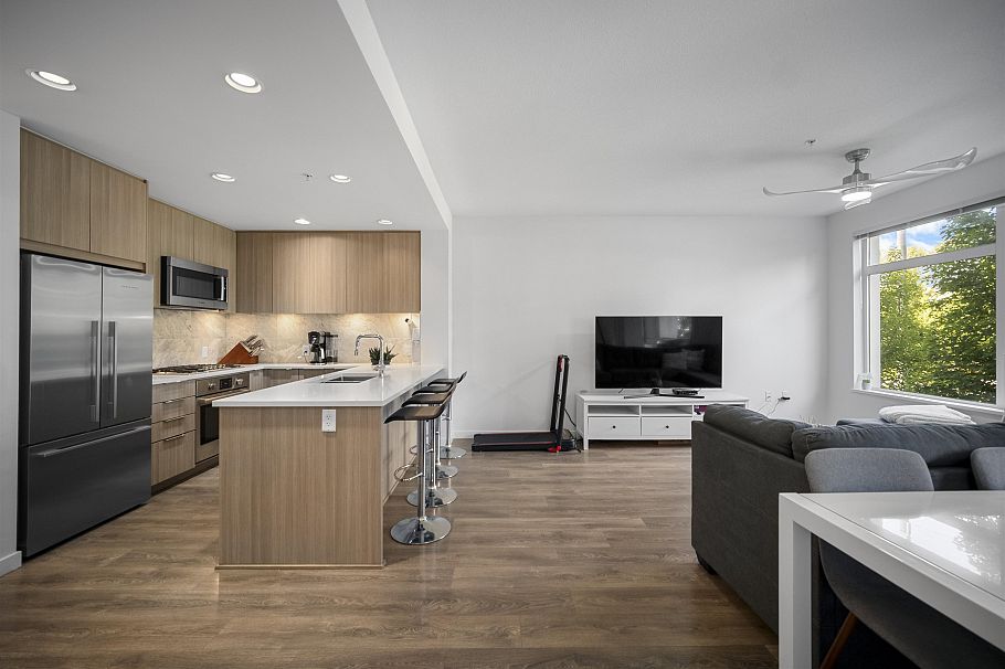 214 3289 Riverwalk Avenue Vancouver, BC - 11