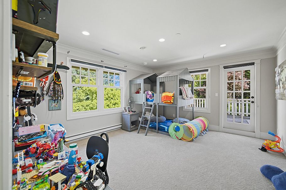 1350 W 15th Avenue Vancouver, BC - 28