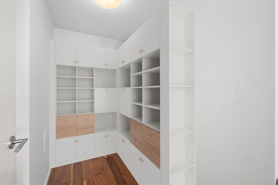 1505 8555 Granville Street Vancouver, BC - 12