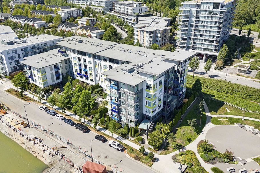 214 3289 Riverwalk Avenue Vancouver, BC - 23