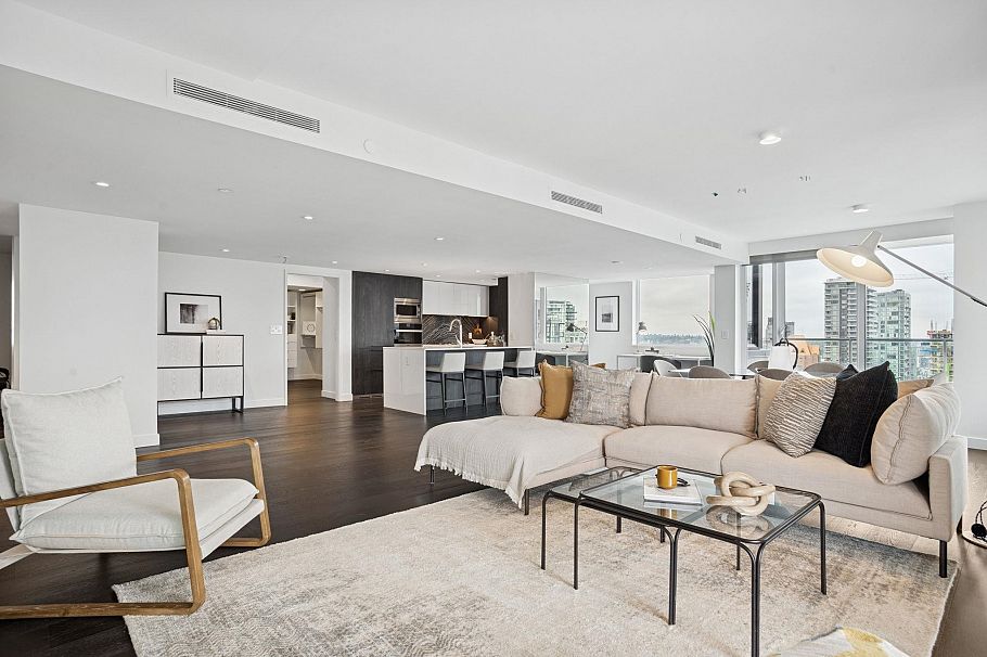 3306 1111 Richards Street Vancouver, BC - 2