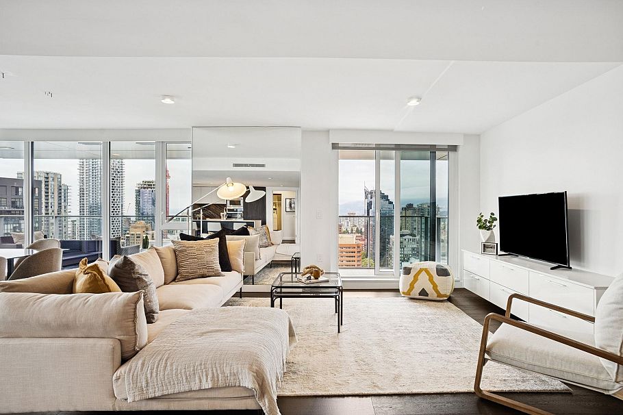 3306 1111 Richards Street Vancouver, BC - 3