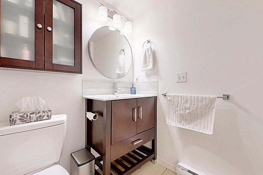 203 1515 E 6th Avenue Vancouver, BC - 26