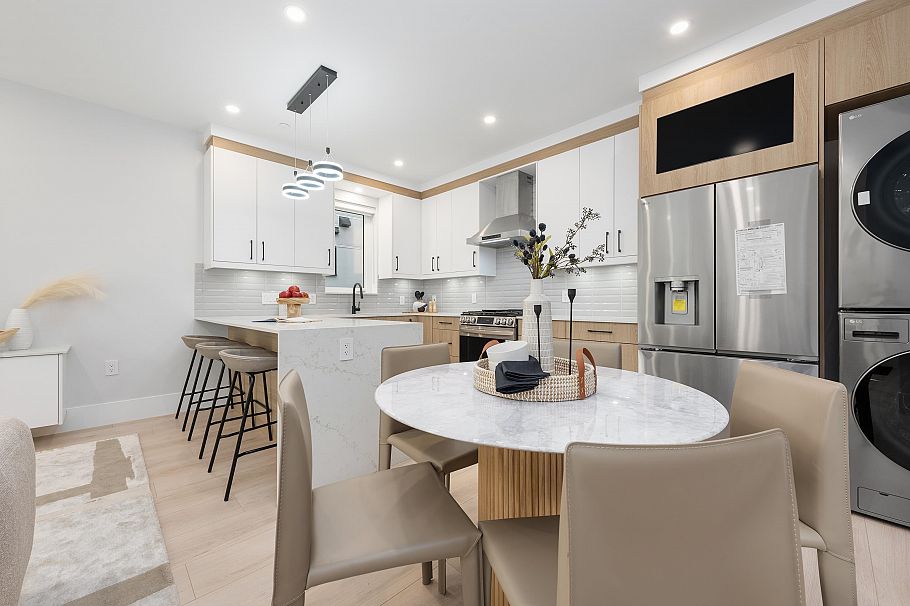 1 2741 Mcgill Street Vancouver, BC - 9