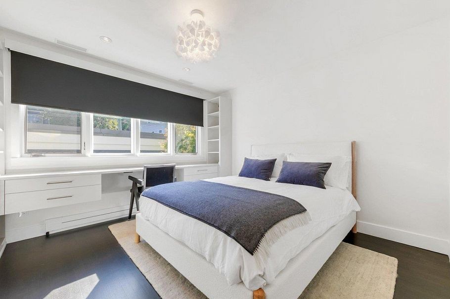 3262 W 1st Avenue Vancouver, BC - 22