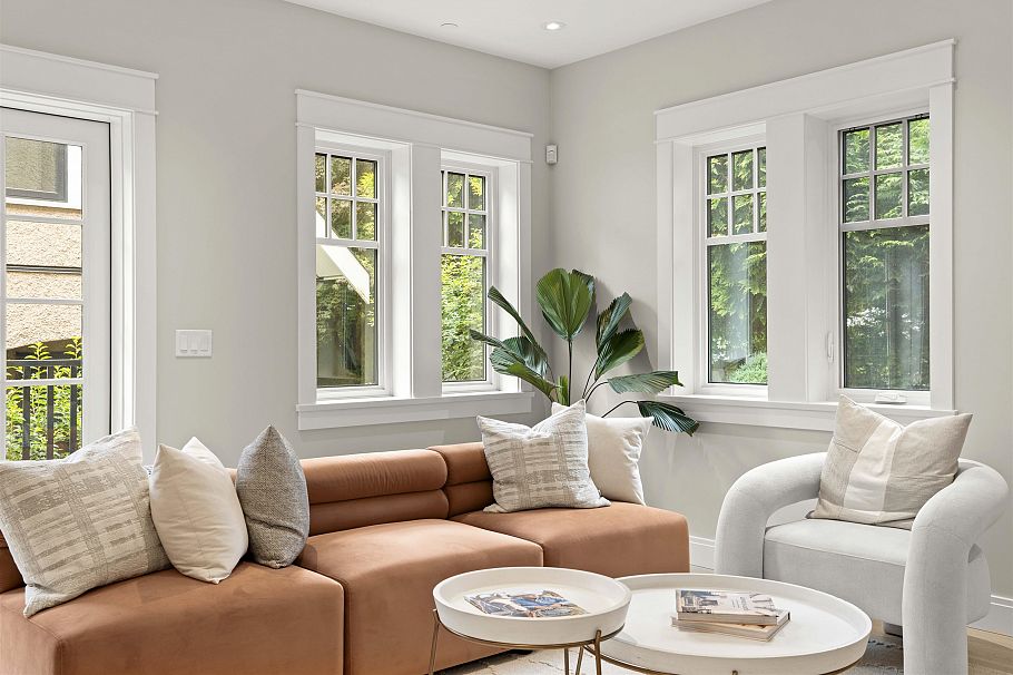 1458 W 45th Avenue Vancouver, BC - 3