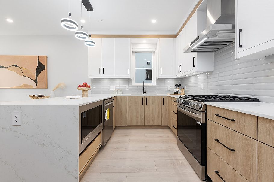 1 2741 Mcgill Street Vancouver, BC - 8