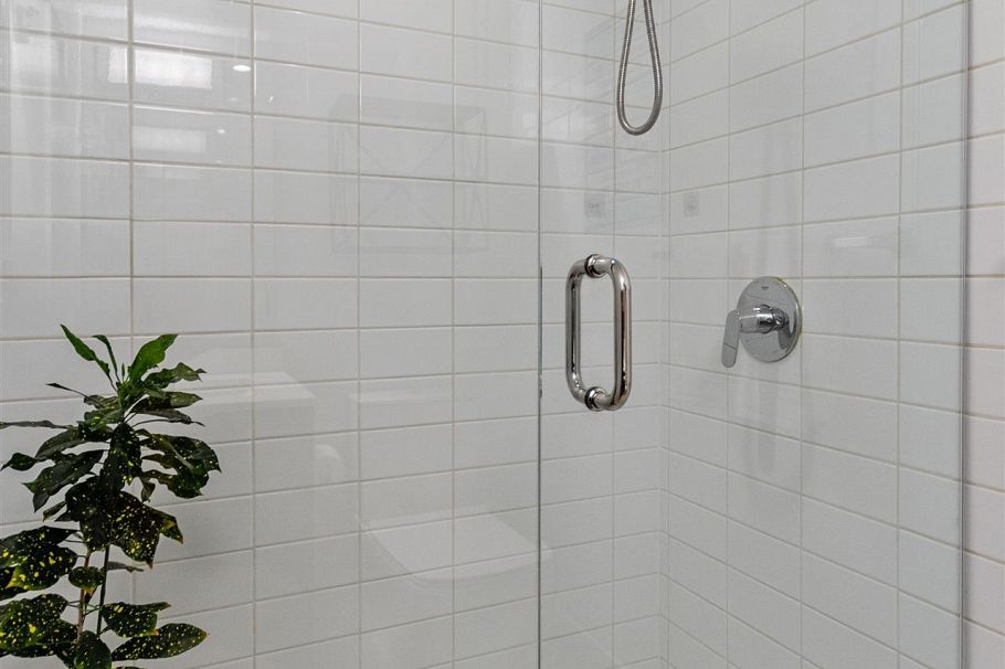 519 725 Marine Drive North Vancouver, BC - 15