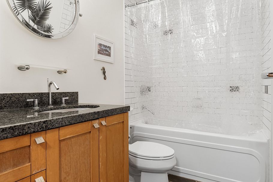 110 8988 Hudson Street Vancouver, BC - 14