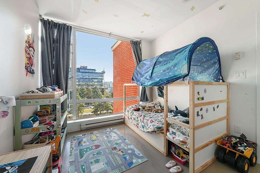 715 221 Union Street Vancouver, BC - 9