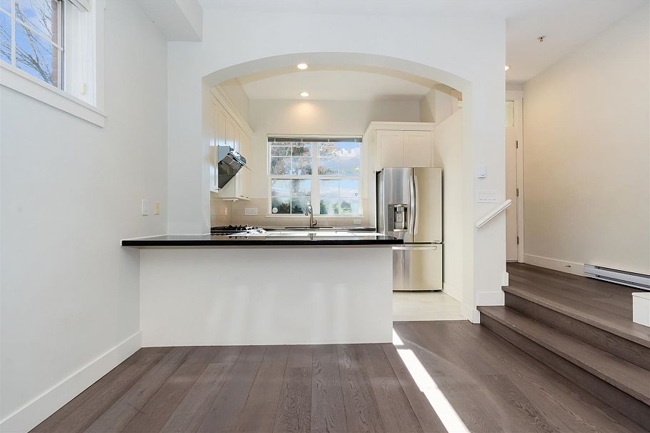 765 W 42nd Avenue Vancouver, BC - 5