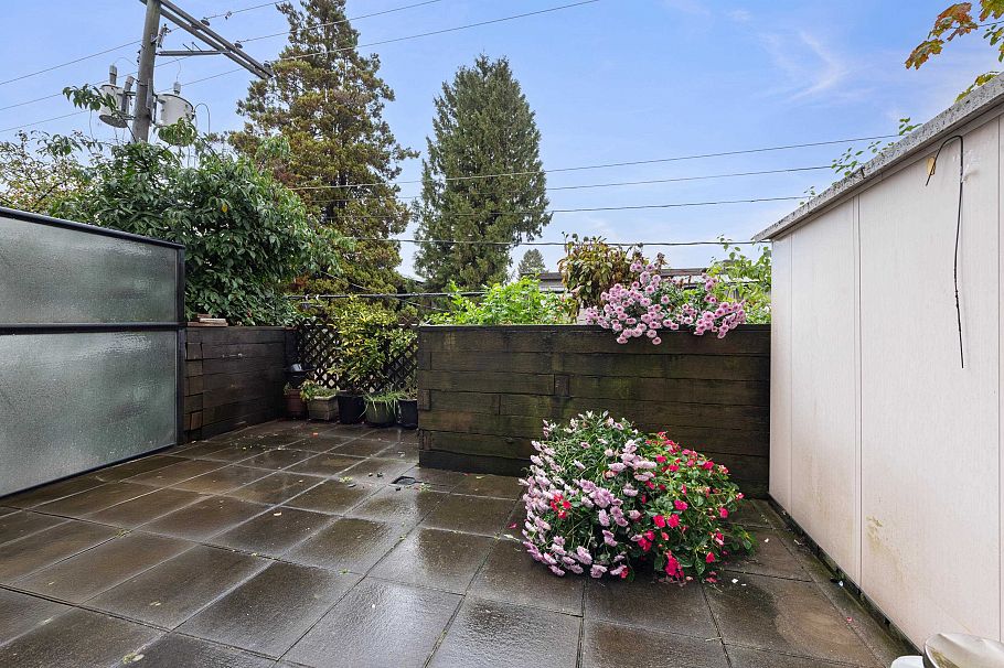 218 2265 E Hastings Street Vancouver, BC - 11