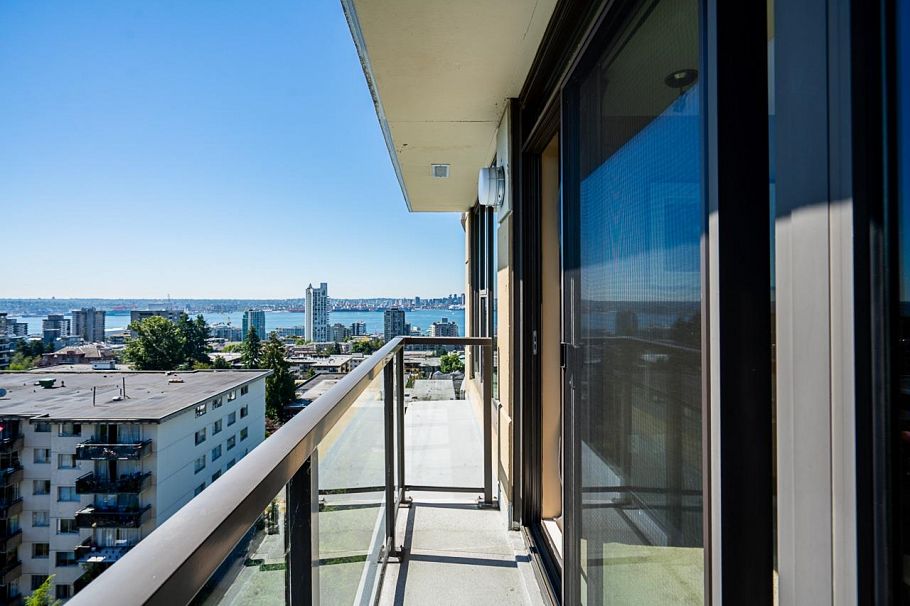 PH3 683 W Victoria Park North Vancouver, BC - 24