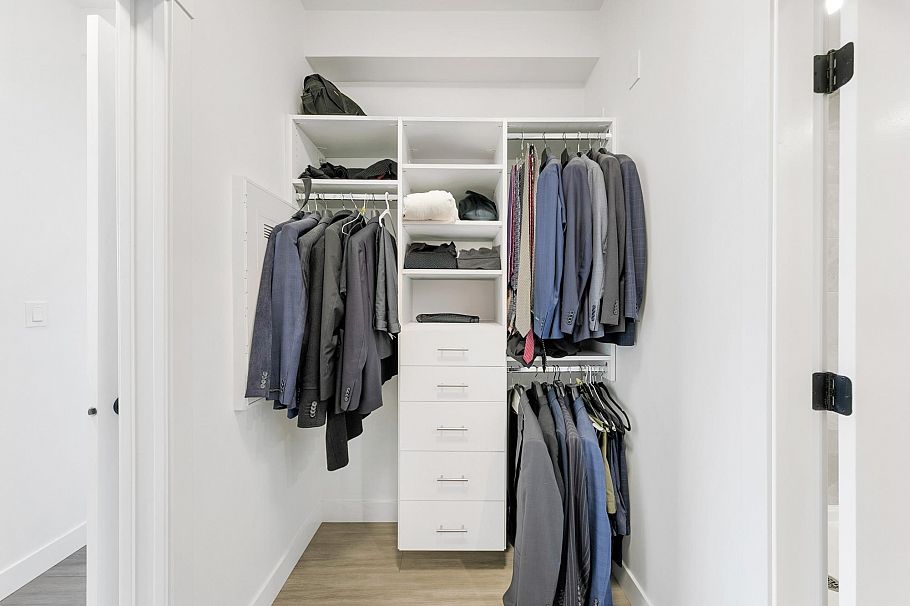 404 2408 Grant Street Vancouver, BC - 23