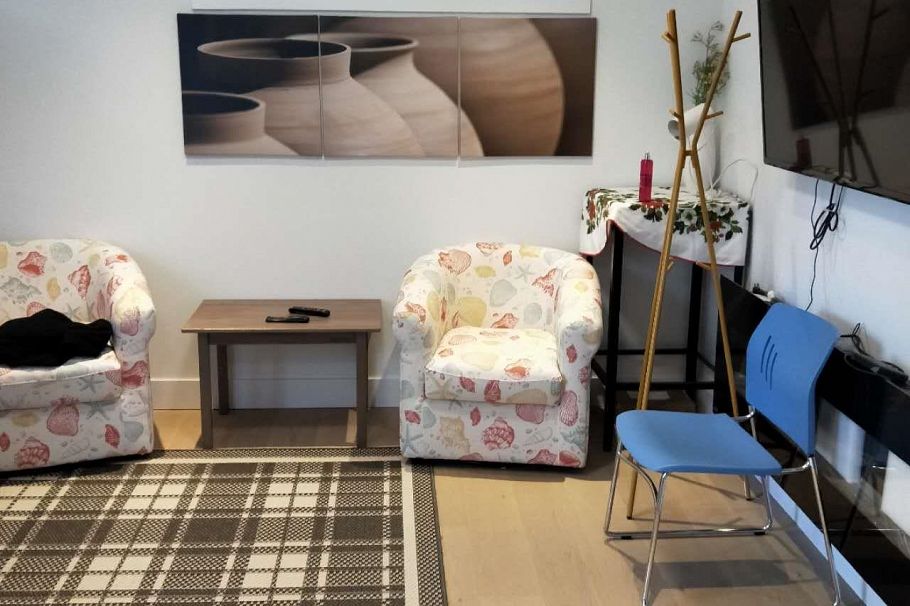 2931 E 28th Avenue Vancouver, BC - 4