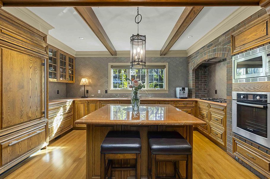 5149 Connaught Drive Vancouver, BC - 12