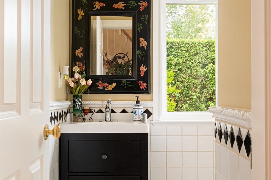 2087 W 18th Avenue Vancouver, BC - 22