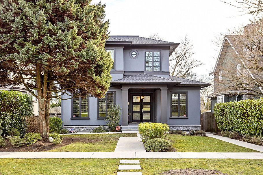 3726 W 35th Avenue Vancouver, BC - 1
