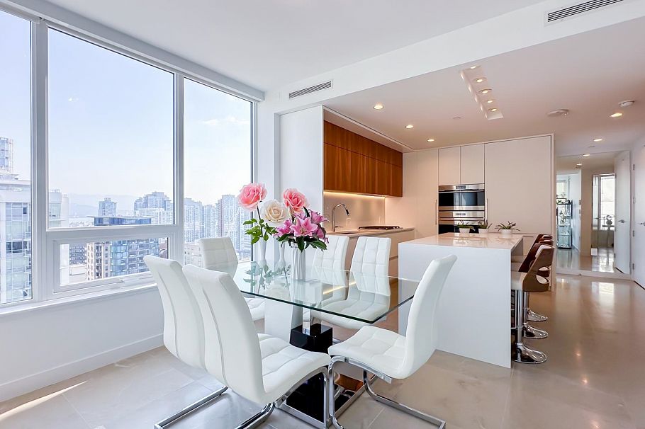 2301 885 Cambie Street Vancouver, BC - 1