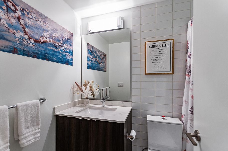 519 725 Marine Drive North Vancouver, BC - 19