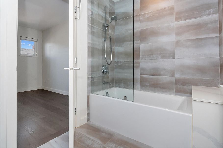 765 W 42nd Avenue Vancouver, BC - 7