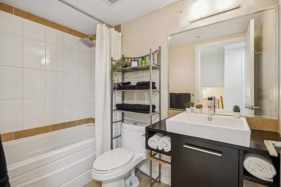 239 188 Keefer Place Vancouver, BC - 18