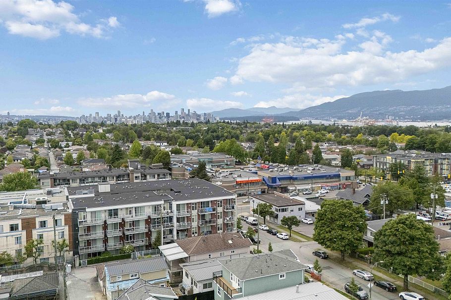 PH8 1838 Renfrew Street Vancouver, BC - 30