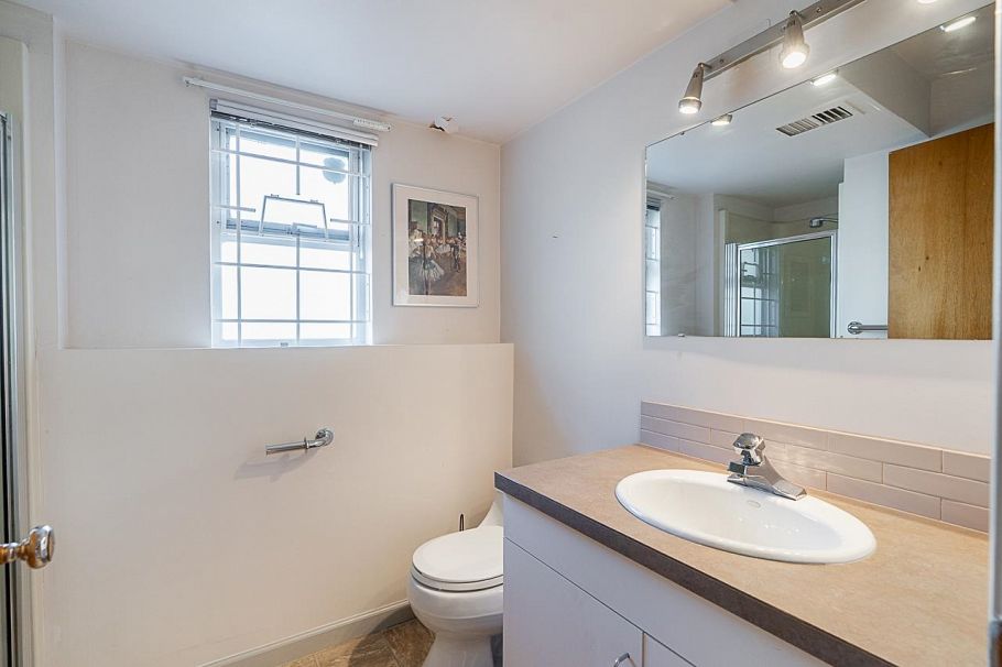 6637 Ash Street Vancouver, BC - 27