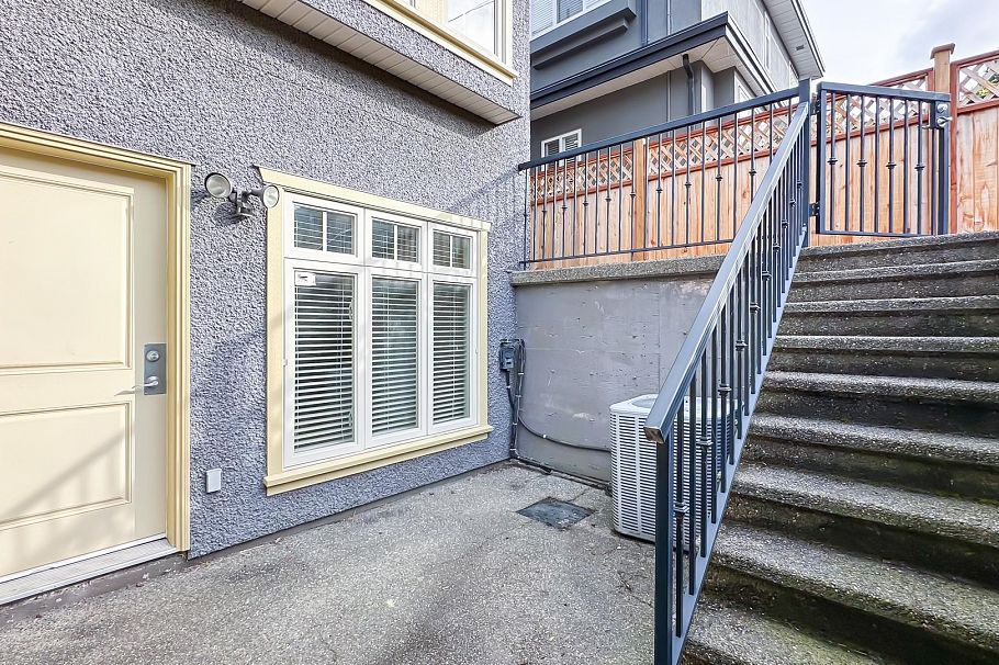 2978 W 21st Avenue Vancouver, BC - 36