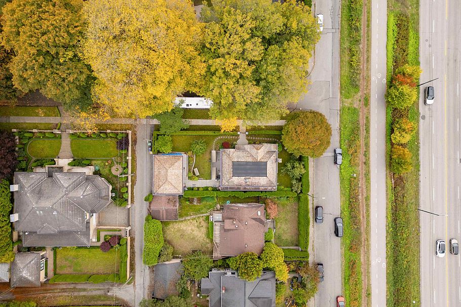 2087 W 18th Avenue Vancouver, BC - 6