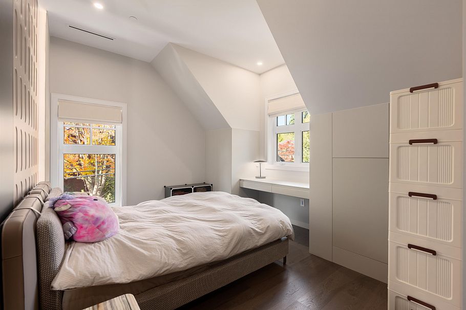 3792 W 34th Avenue Vancouver, BC - 22