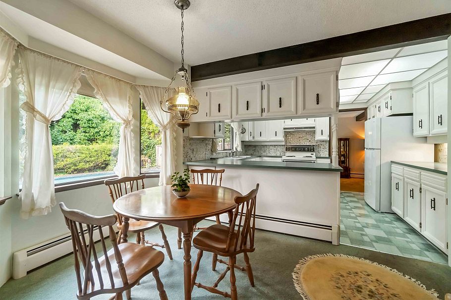 4228 Staulo Crescent Vancouver, BC - 10