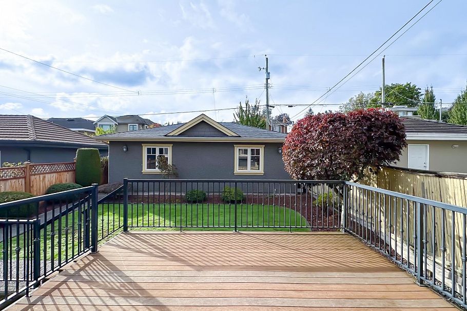 2978 W 21st Avenue Vancouver, BC - 31