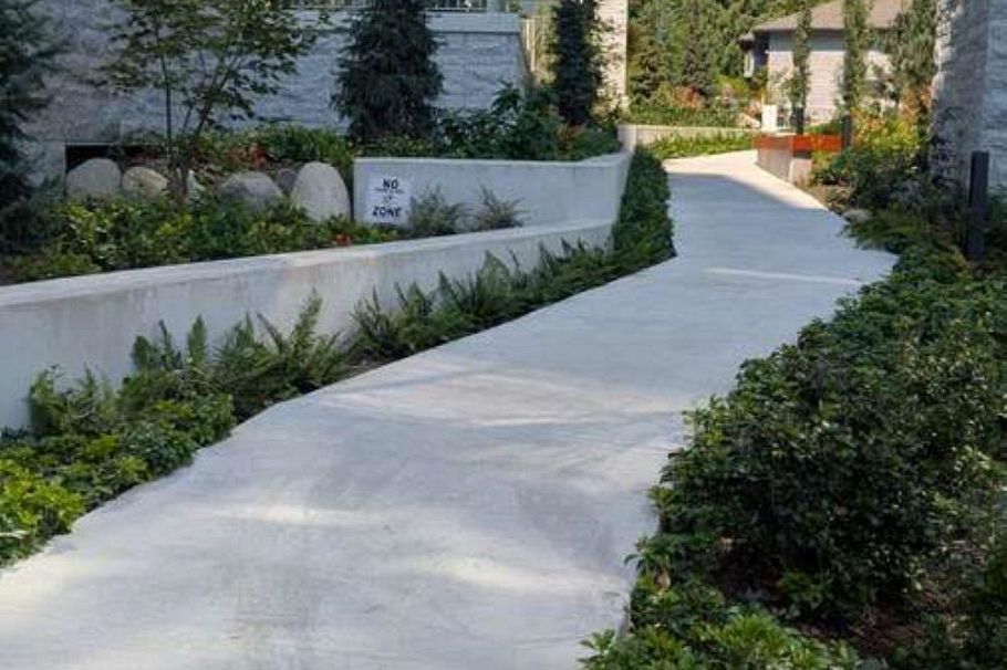 103 2375 Emery Court North Vancouver, BC - 24